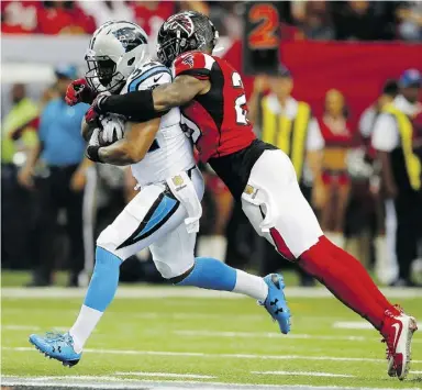  ?? Kevin C. Cox / Gett y Imag es ?? In Atlanta, Carolina suffered its first regular-season loss since Nov. 30, 2014, at Minnesota.
The Panthers did not get into the end zone after their opening drive.