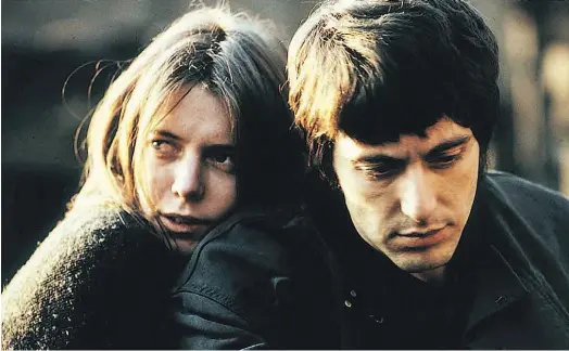  ??  ?? Kitty Winn e Al Pacino em
Pânico em Needle Park: os olhares, os corpos, o realismo.