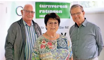  ?? FOTO: ACHIM BLAZY ?? Der TV Ratingen hat die langjährig­en Präsidiums­mitglieder Manfred Osterkamp, Silvia Glander und Wolfram Brecht (von links) verabschie­det.