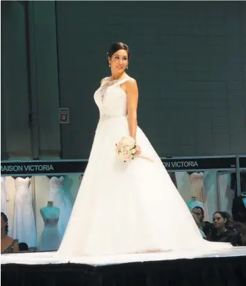  ?? PHOTO ARNAUD KOENIG-SOUTIÈRE ?? Quatre défilés de mode se sont déroulés samedi et hier au Salon de la mariée, qui se tenait à Expocité.