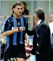  ??  ?? Azzurro Vieri con Mancini: «È un allenatore che sa esaltare i giocatori». In alto, Erling Haaland, 19 anni (Ap, Afp)