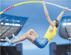  ?? FOTO: DPA ?? Perfekte Haltung: Armand Duplantis beim 6,05-m-Sprung.