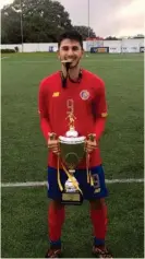  ?? CORTESÍA ?? Alejandro ya celebró un título con la sub18 en UNCAF.