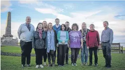  ?? Picture: Christophe­r Wilde Photograph­y. ?? Paul Gardner and community education worker Jill Pringle with participan­ts.