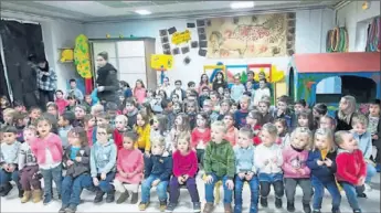  ??  ?? Le spectacle de Noël à l’école Saint Jean