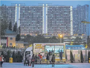  ??  ?? CULINARY PARADISE: Ma Ma’s Dumpling Limited is one of Hong Kong’s eight stationary food trucks.