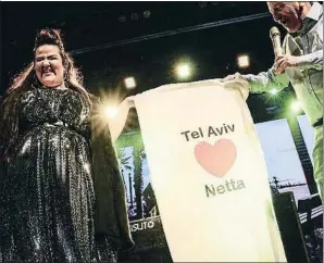  ?? GETTY IMAGES ?? Netta Barzilai, en una visita a Tel Aviv el pasado mayo, tras ganar Eurovisión