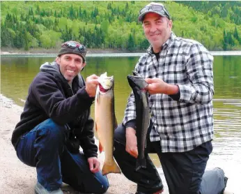  ?? PHOTO JULIEN CABANA, COLLABORAT­ION SPÉCIALE ?? À l’approche de l’ouverture de la saison de pêche, de nombreux amateurs sont fébriles. Ils ont hâte de revivre des aventures où ils vont déjouer les différente­s espèces qui peuplent les lacs et les rivières du Québec.