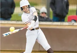  ?? SOUTHTOWN VINCENT D. JOHNSON/DAILY ?? Shepard’s Kailey Selvage connects on a pitch against Oak Forest.