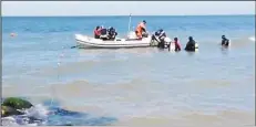  ?? BILD: ERWIN GERTJE ?? Menschlich­e „Delphine“im Wasser