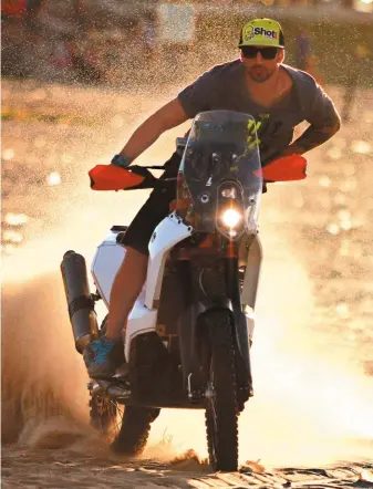  ??  ?? EL SUEÑO DEL PIBE. Joss afirmó que competir en un Dakar es una de las cosas que más deseaba en su vida como piloto de motos.