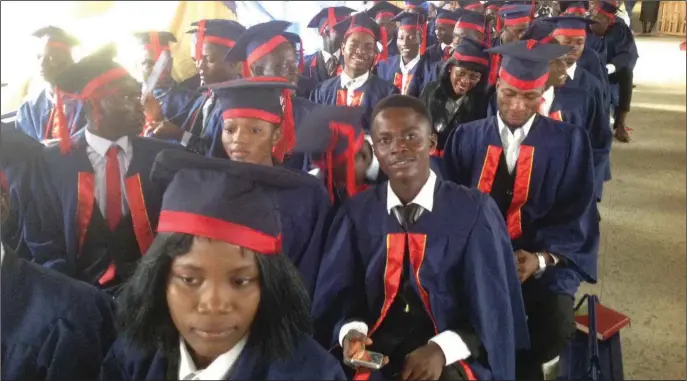  ??  ?? Some students of class 2016 from Samsung Electronic­s Engineerin­g Academy, during their graduation ceremony in Lagos...recently