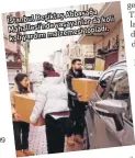  ?? ?? Abbasağa İstanbul Beşiktaş
da koli yaşayanlar Mahallesi’nde topladı.
malzemesi koli yardım