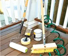  ??  ?? Cleaning up your patio or porch area is one of the many ways of getting rid of flies