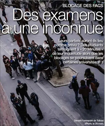  ??  ?? Devant l’université de Tolbiac à Paris, le 29 mars.