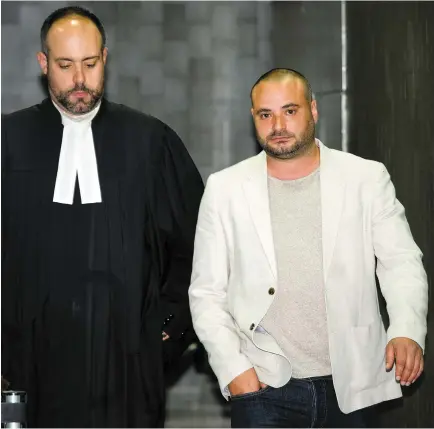  ?? PHOTO CHANTAL POIRIER ?? Frank Calise (à droite) hier au palais de justice de Montréal accompagné de son avocat Antonio Perfetto.