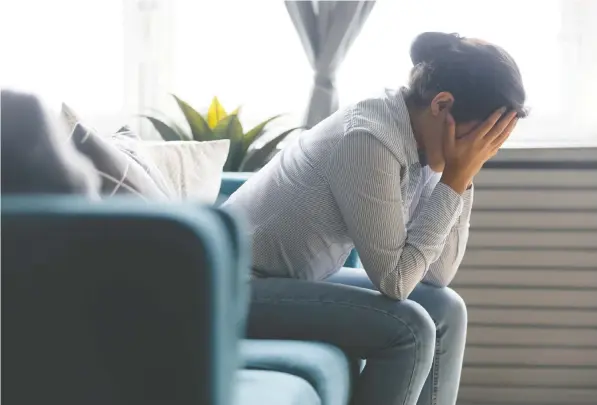  ?? GETTY IMAGES/ISTOCKPHOT­O ?? Research shows that isolation and lack of social connection makes chronic pain even harder to manage.