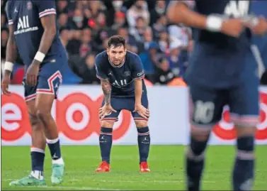  ??  ?? Leo Messi, durante el partido del PSG contra el Olympique de Lyon.