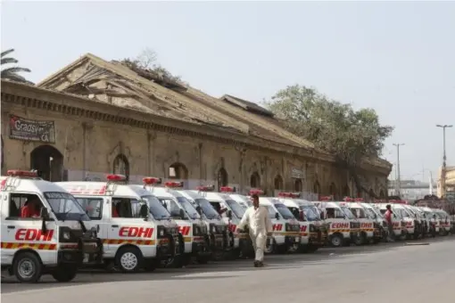  ??  ?? Walking the line: the Edhi Foundation office in Karachi