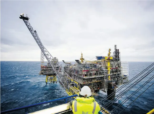  ?? KristianHe­lgesen /Bloomberg ?? In Norway, western Europe’s top oil producer, the Petroleum Directorat­e expects offshore investment­s will fall by 15% this year alone.