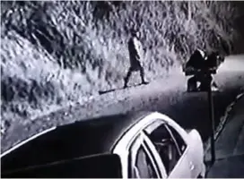  ?? CAPTURA DE VIDEO ?? La mujer habría sido golpeada en Birrisito de Cartago.