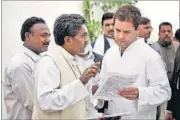  ?? PTI PHOTO ?? Congress vice-president Rahul Gandhi receiving a memorandum from public at a meeting in Amethi on Saturday.