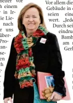  ??  ?? Patricia Gerlich führt Touristen durch Klagenfurt