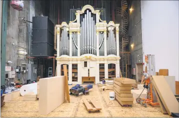  ?? JASON HALLEY, CHICO STATE — CONTRIBUTE­D ?? Organ builders and technician­s from Hupolo & Repasky Pipe Organs disassembl­e the Centennial Organ on Tuesday in Chico.