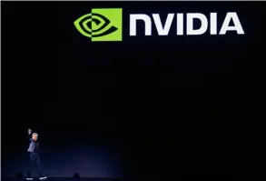  ?? AFP ?? “La velocidad a la que avanza la computació­n es una locura”, afirmó Jensen Huang, director general de Nvidia.
