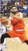  ?? (Adi Avishai) ?? MACCABI RISHON LEZION guard Jason Siggers scored a team-high 24 points in last night 93-80 victory over Bnei Herzliya.