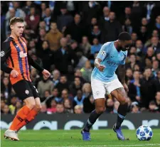  ??  ?? Raheem Sterling catches his toe in the turf and is awarded a penalty during Manchester City’s victory night last