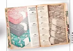  ??  ?? El catálogo para la temporada primaverav­erano de 1945 de Sears tenía de todo, desde colchones de 10 dólares...