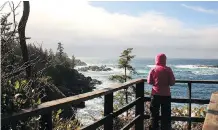  ?? ANDREW PENNER ?? The tumultuous sea puts on a show in Ucluelet.