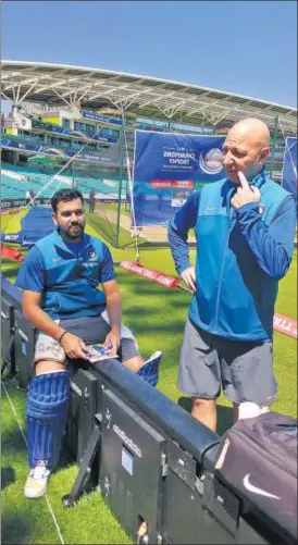  ?? SOUMITRA BOSE/HT PHOTO ?? Despite being padded up, Rohit Sharma did not bat at the nets till the very end.