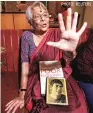  ?? PHOTO: REUTERS ?? Nirmala Banerjee, mother of Abhijit Banerjee, interacts with media in Kolkata on Monday