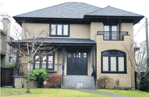  ?? NICK PROCAYLO / POSTMEDIA NEWS ?? A recent B.C. Supreme Court case between two Chinese families who bought three Vancouver properties together revealed the lengths some foreign buyers go to for a shot at the city’s scorching real estate market.