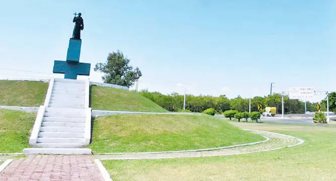  ?? / ALEJANDRO DEL ÁNGEL ?? En Tampico se le rinde honor en calles, monumentos y un parque