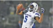  ?? THE ASSOCIATED PRESS ?? Memphis tight end Sean Dykes celebrates after scoring a touchdown against Connecticu­t on Friday.