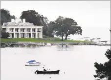  ?? Bob Luckey Jr. / Hearst Connecticu­t Media ?? Paul Tudor Jones’ mansion in Byram Harbor in Greenwich,