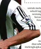  ??  ?? PROFIL
Nama penuh:
Leslie Ferdinand
Tarikh lahir:
8 Disember 1966 Tempat lahir: Paddington, London Tinggi: 1.80m
Posisi: Penyerang Pasukan kebangsaan: England (17 caps, 5 gol)