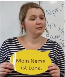  ??  ?? VILLENEUVE-SUR-BELLOT.
Les élèves du collège des Creusottes ont reçu la visite de Lena chargée de leur faire découvrir et apprécier la langue de Goethe.