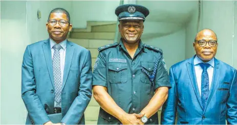  ?? ?? Deputy Commission­er of Police, Rivers State, DCP Aliyu Abubakar ( left); Rivers State Commission­er of Police ( CP), Olatunji Disu, and Chief Judge of Rivers State, Justice Simeon Chibuzor Amadi, during the CP’S courtesy visit to the Chief Judge in Port Harcourt… yesterday.