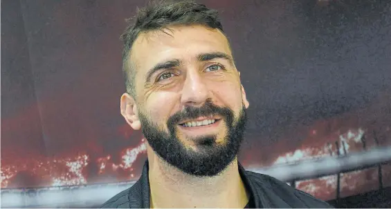  ?? LUCIANO THIEBERGER ?? El Oso. “Me alegra inscribir mi apellido en la historia de River y que se me pueda recordar como a otros goleadores”, dice Pratto.