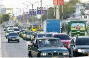  ?? LUIS RODRíGUEZ ?? Una calzada de la Vía 40 que desde el lunes pasó de tener sentido único a doble sentido.