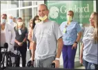  ?? Brian A. Pounds / Hearst Connecticu­t Media ?? Florida resident Robby Walker smiles as he leaves Gaylord Hospital Wednesday after undergoing treatment for COVID.