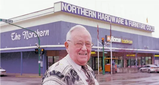  ?? CITIZEN FILE PHOTO ?? Harold Moffat in front of Northern Hardware in March 2000.