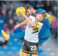  ?? ?? Clockwise, from top: The Inverness players celebrate Austin Samuels’ strike; Partick Thistle’s Ross Docherty and Inverness’s Sean Welsh battle for the ball; Caley Jags manager Billy Dodds roars his side on to victory.