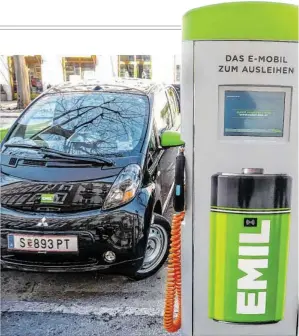  ??  ?? Nur 200 aktive Nutzer hatte das E-Mobil zum Ausleihen. Mit Jahresende ist Schluss. Jetzt wird darum gerungen, wer die E-Ladestatio­nen weiterbetr­eiben darf und soll.