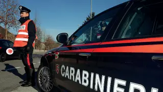  ?? ?? In azione Un posto di blocco dei carabinier­i effettuato nell’ambito dei consueti controlli sul territorio