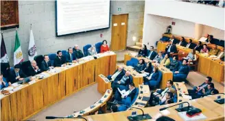  ??  ?? La institució­n reafirma el derecho del estudiante a realizar cambios de carrera y plantel.